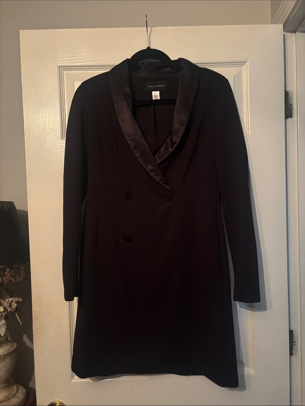 Donna Morgan Black Double-Breasted Satin-Trim Blazer